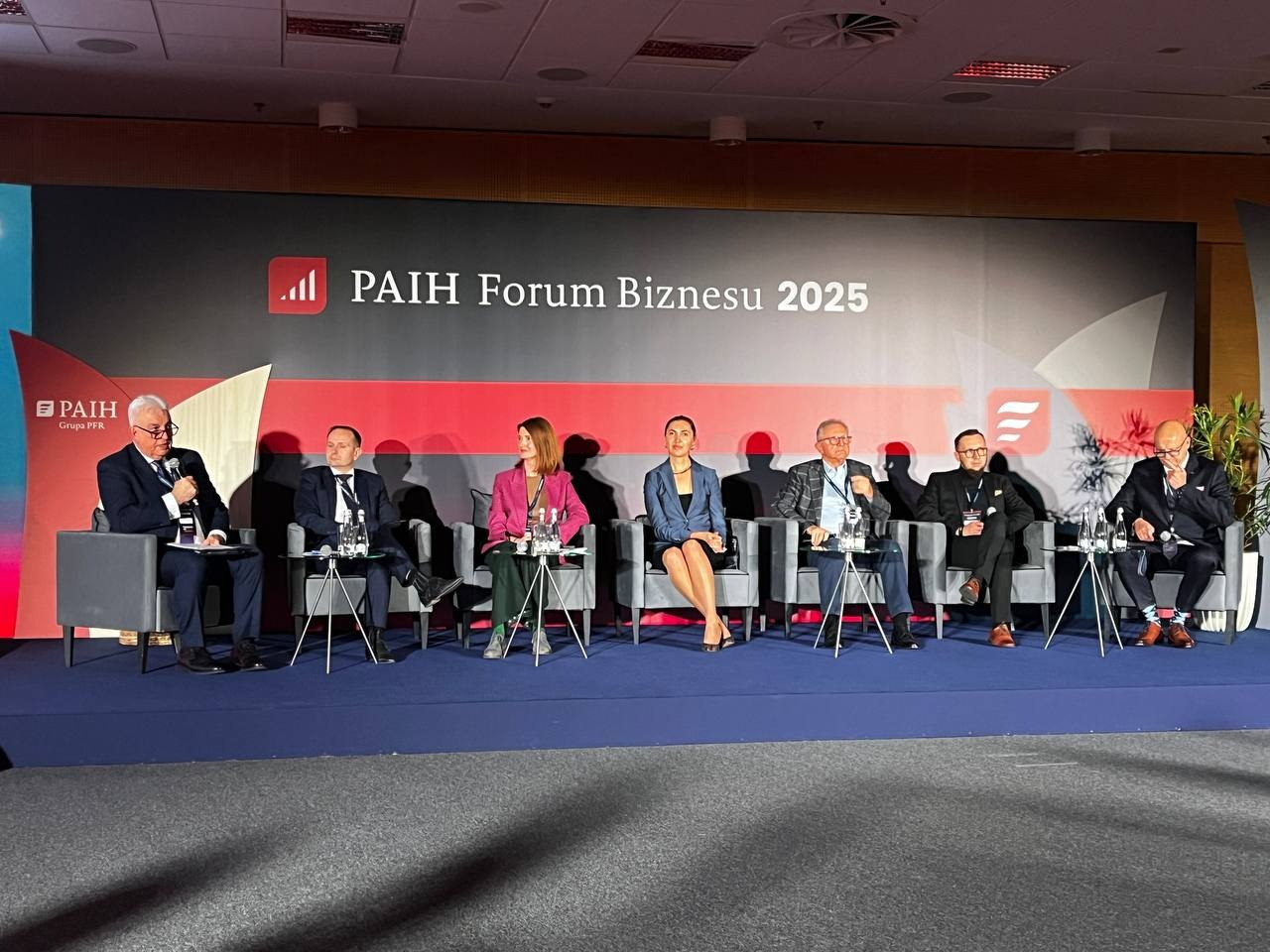 Panel discussion at PAIH Business Forum 2025